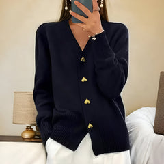 Ciara™ | Elegante cardigan met hartvormige knopen