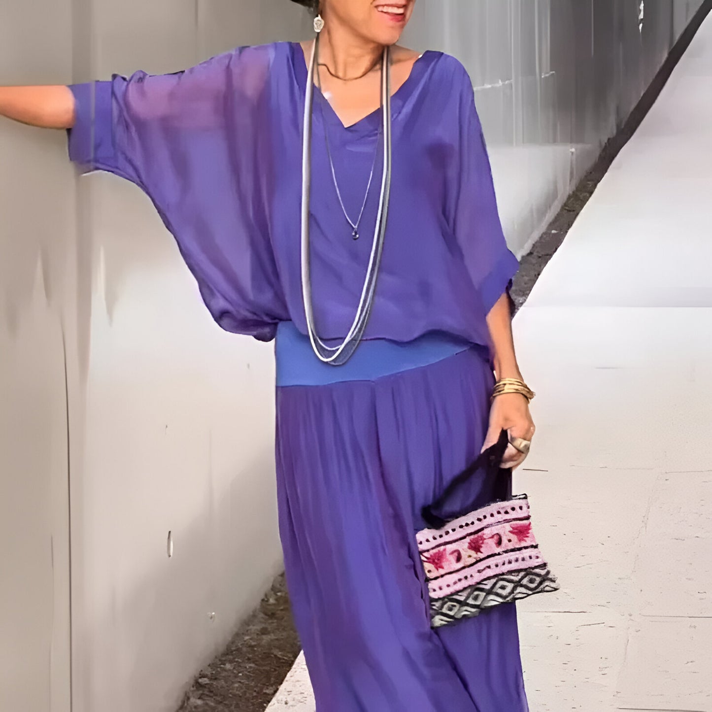 Livie™ | Elegante V-Hals Broek Set met Vleermuis Mouwen