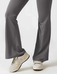 NOVERA™ | Trendy & Flatterende V-Back Jumpsuit