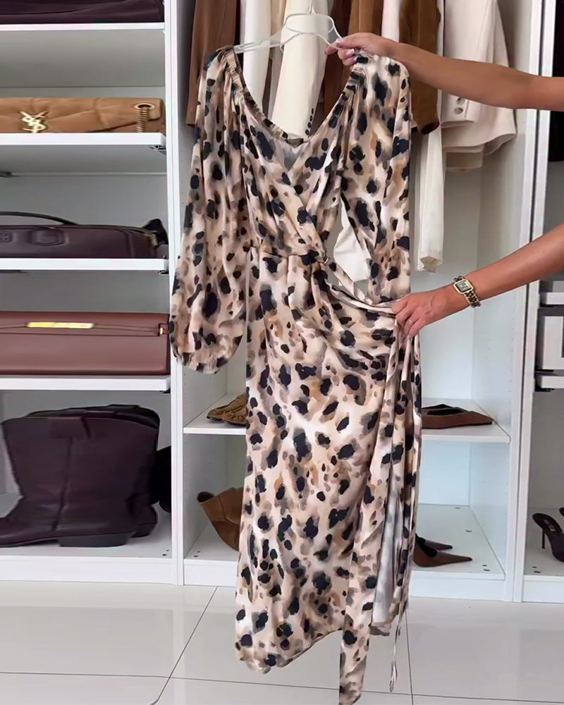 Mara™ | Elegante jurk met V-hals en verleidelijke print