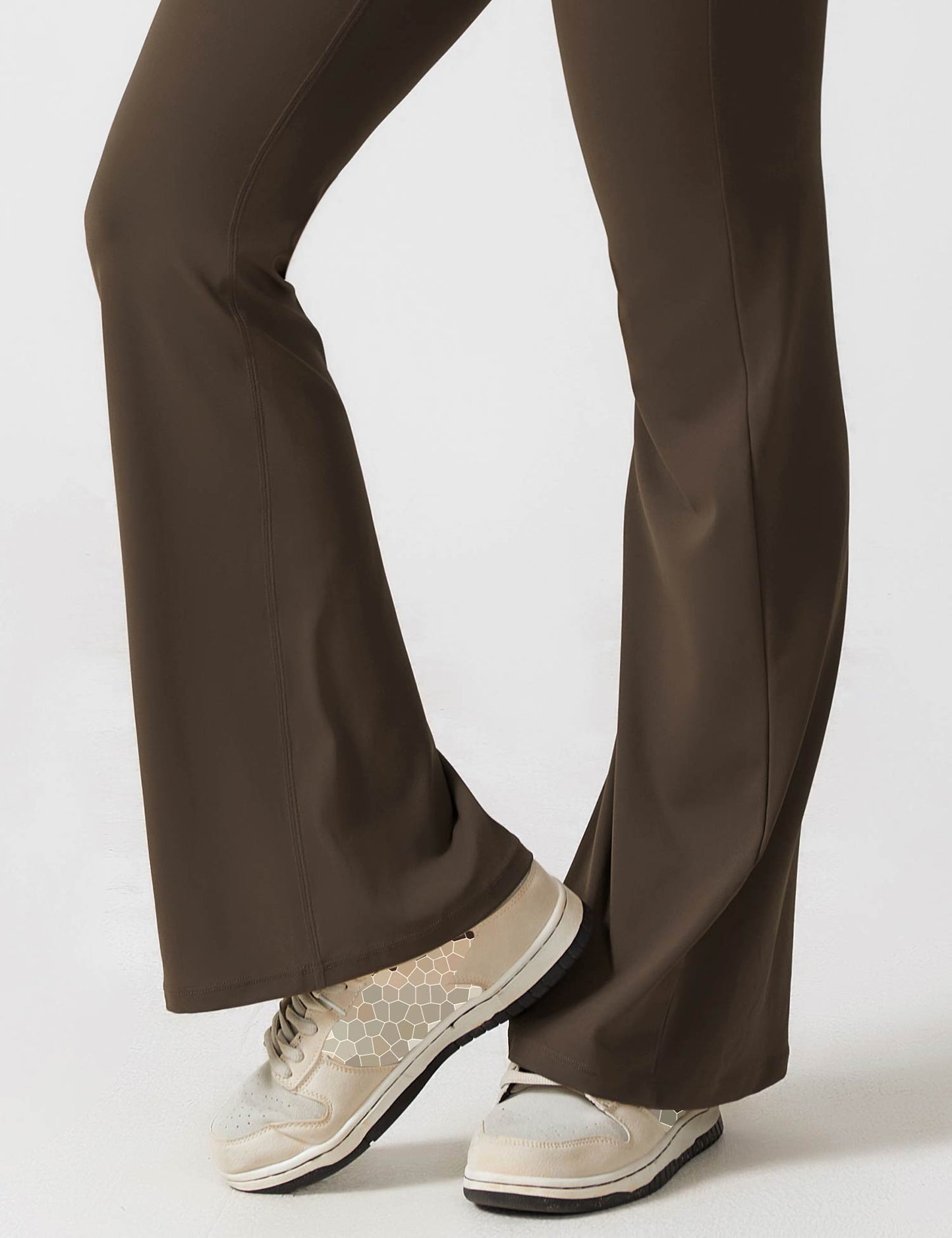 NOVERA™ | Trendy & Flatterende V-Back Jumpsuit